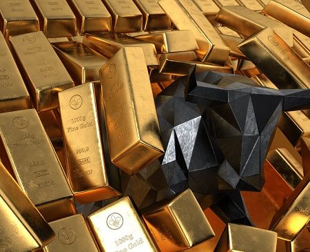 Investors remain bullish on gold, waiting for more stimulus news
